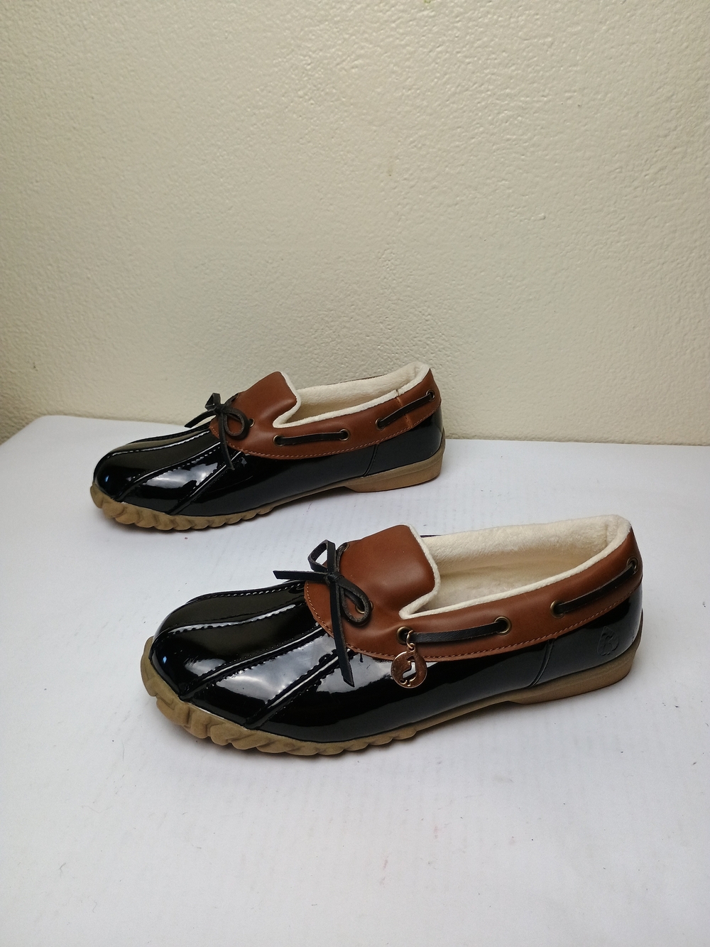 Sporto Patty 7M Two-Tone Black Patent and Brown Leather Driving Duck Loafers